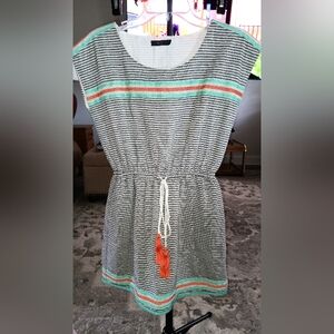 Women's Dress Embroidered Trim Brand THML Med Like New Stylish Lined